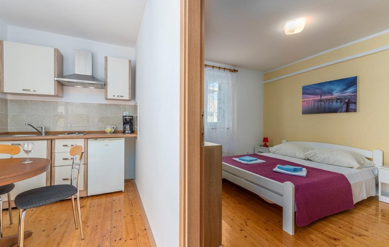 Apartments Stanko Fažana Zewnętrze zdjęcie