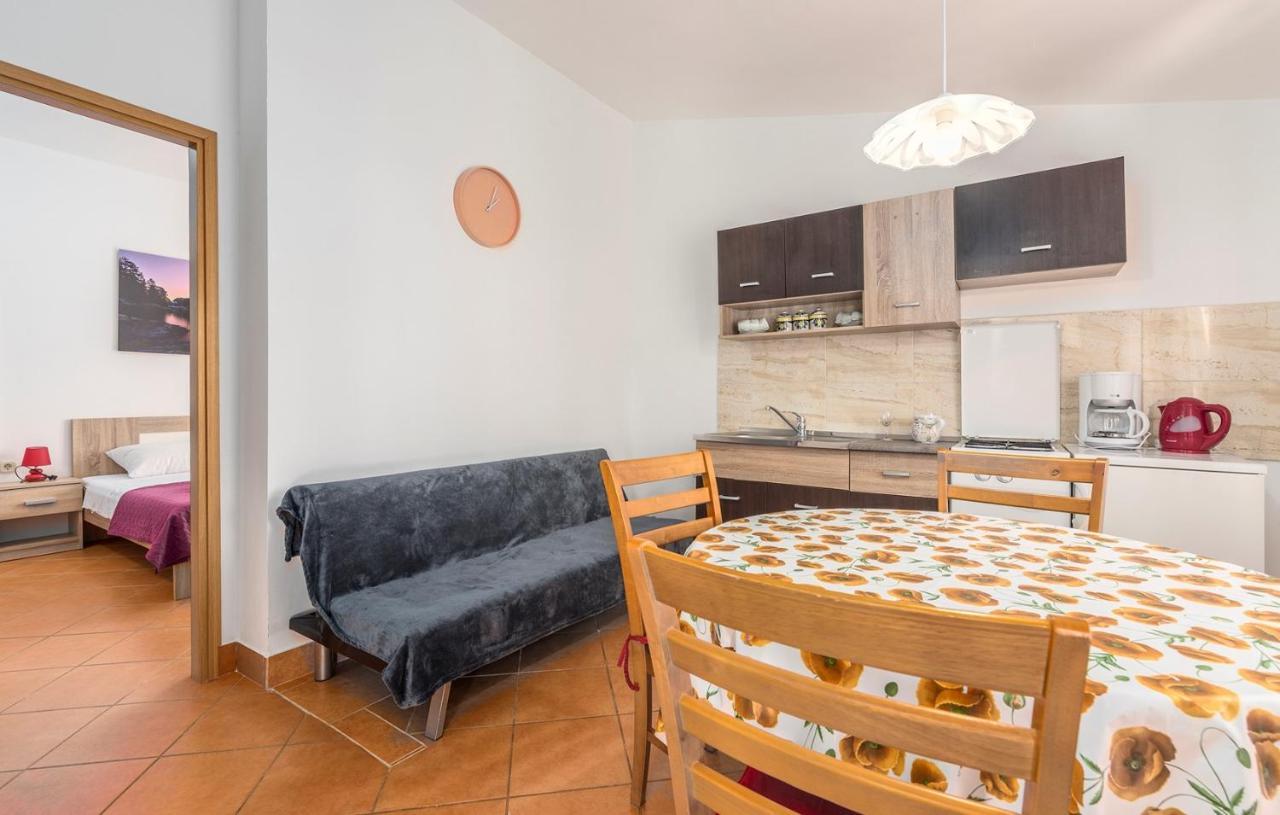 Apartments Stanko Fažana Zewnętrze zdjęcie